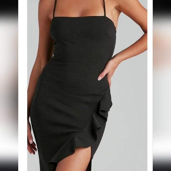 Windsor Ruffled Midi Black Dress - Picture 6 of 10